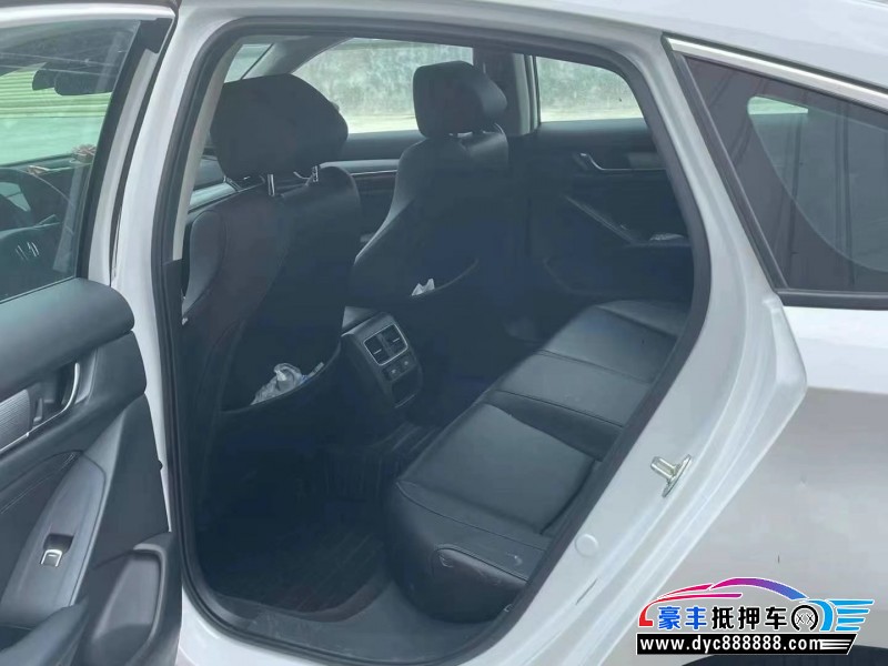 22年本田雅阁轿车抵押车出售