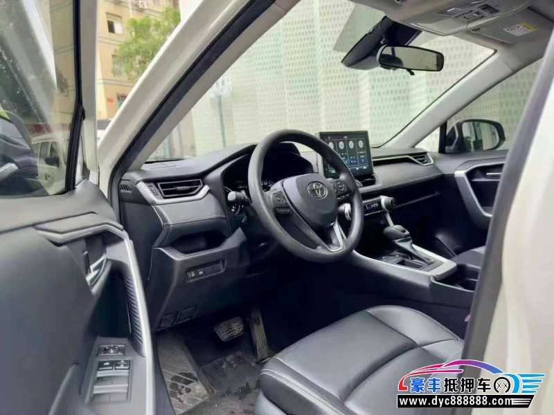 21年丰田威兰达轿车抵押车出售