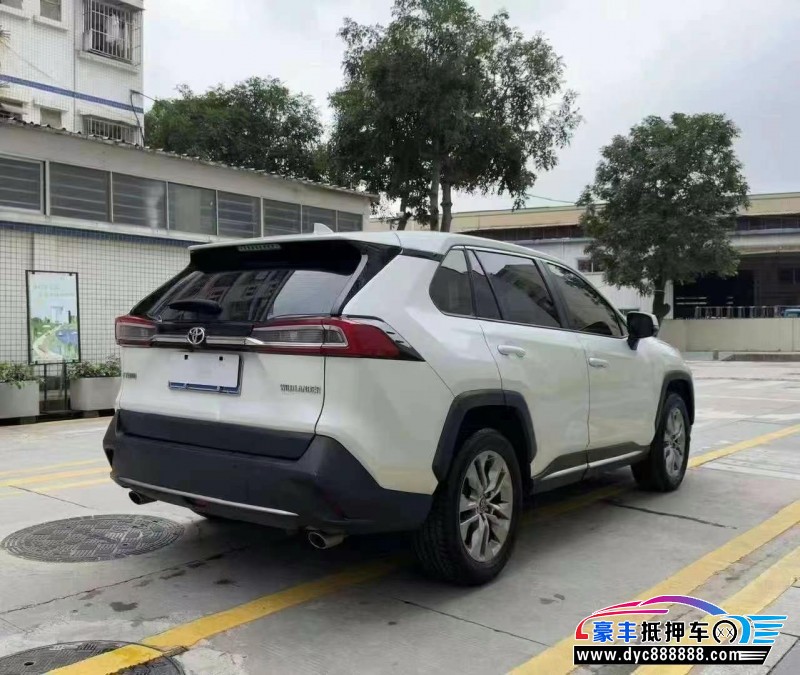 21年丰田威兰达轿车抵押车出售