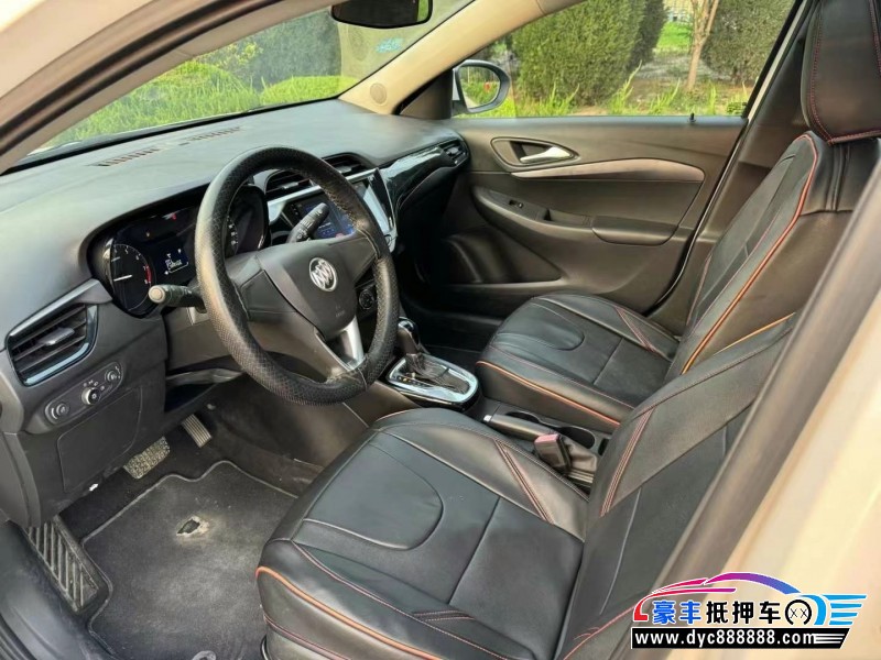 18年别克凯越轿车抵押车出售