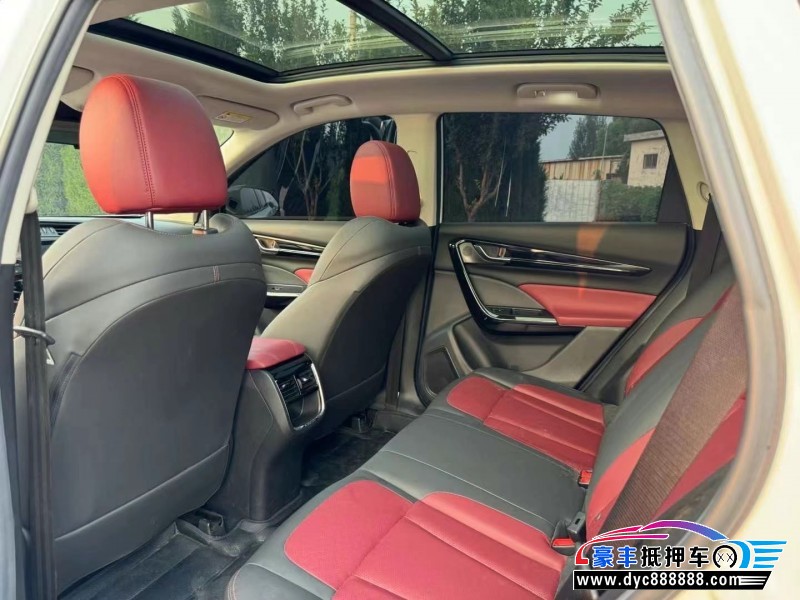 22年东风风神AX7轿车抵押车出售