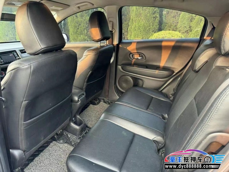 16年本田缤智轿车抵押车出售