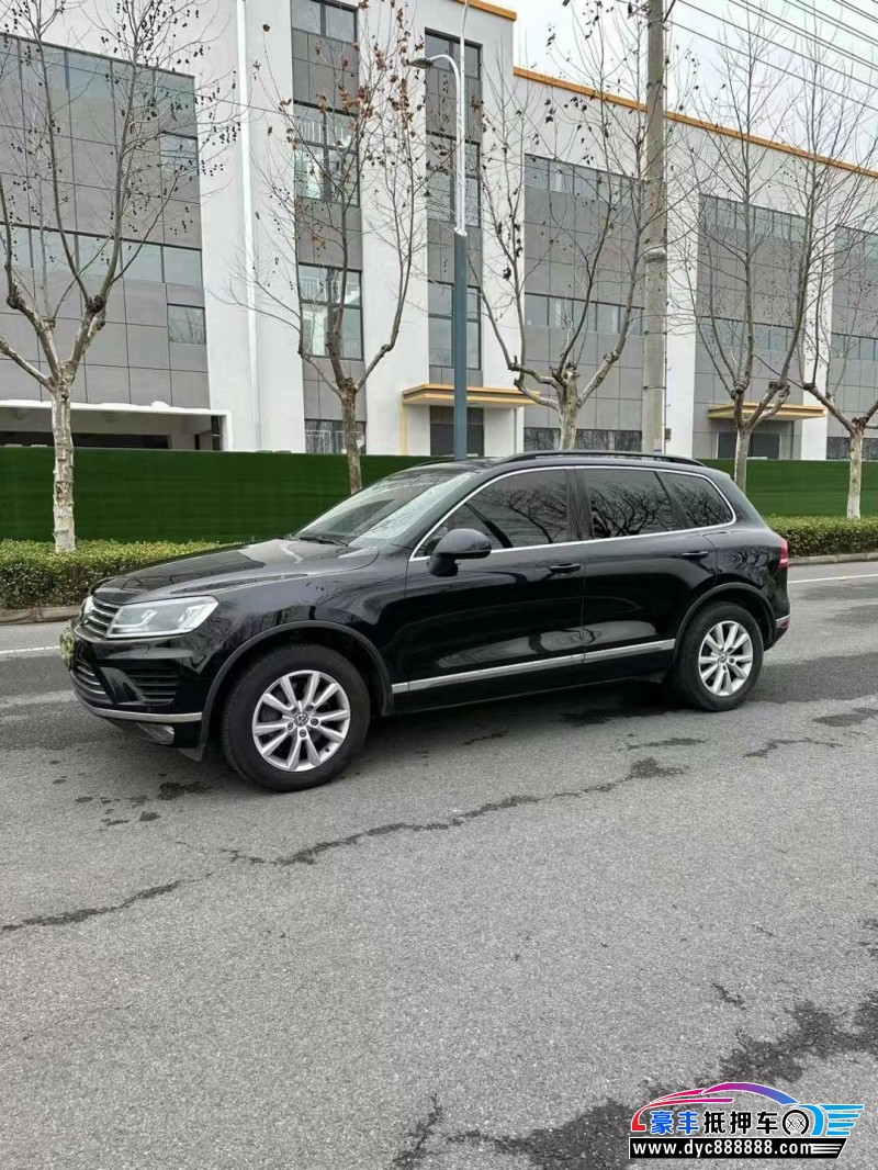 17年大众途锐SUV抵押车出售