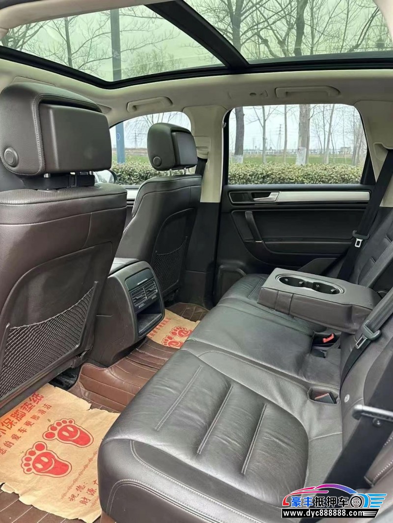 17年大众途锐SUV抵押车出售