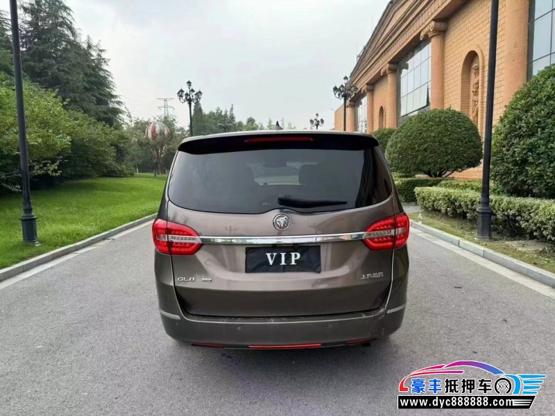 15年别克GL8轿车抵押车出售