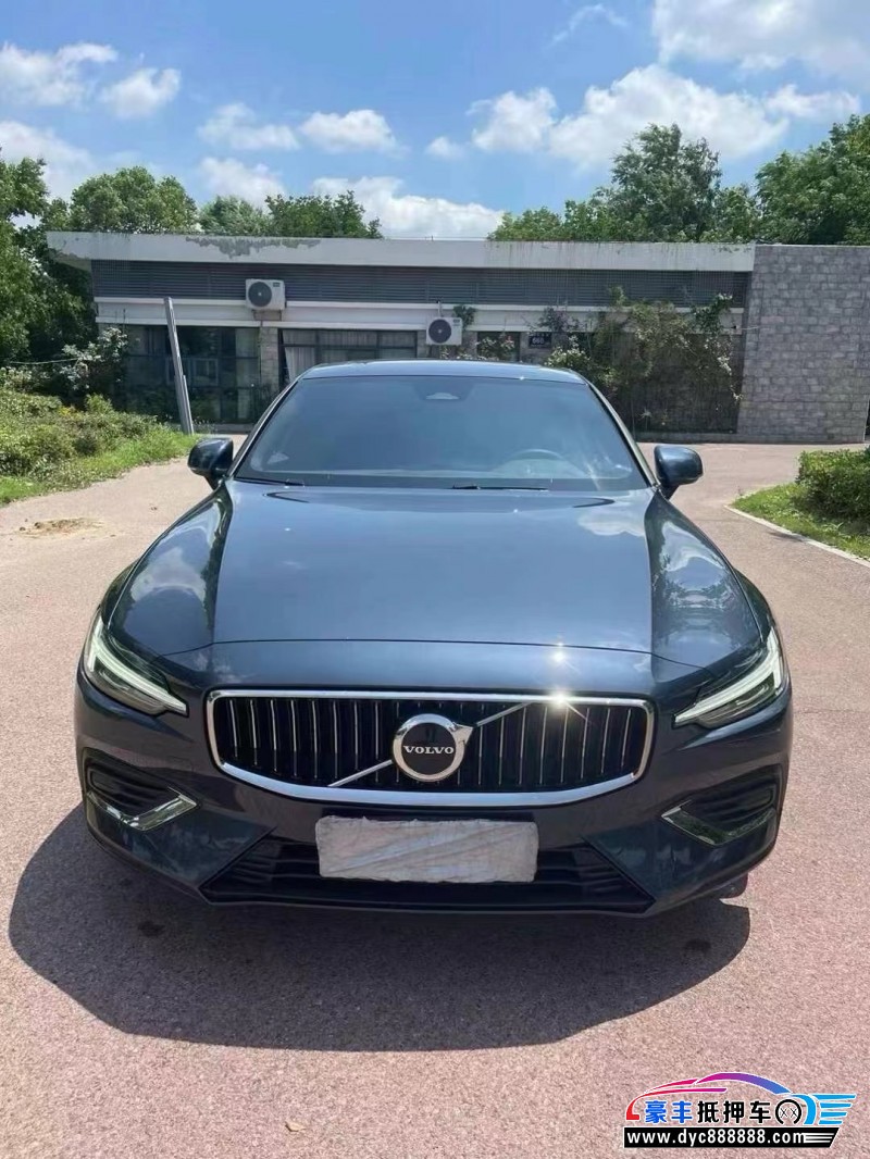 23年沃尔沃S60轿车抵押车出售