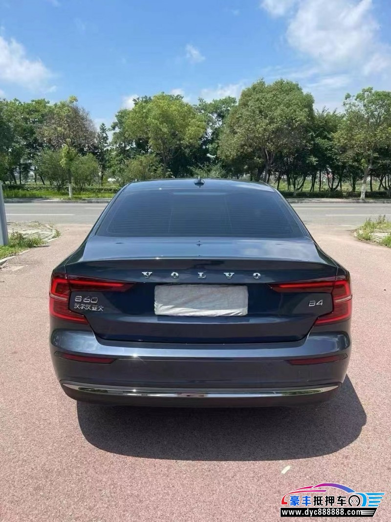 23年沃尔沃S60轿车抵押车出售