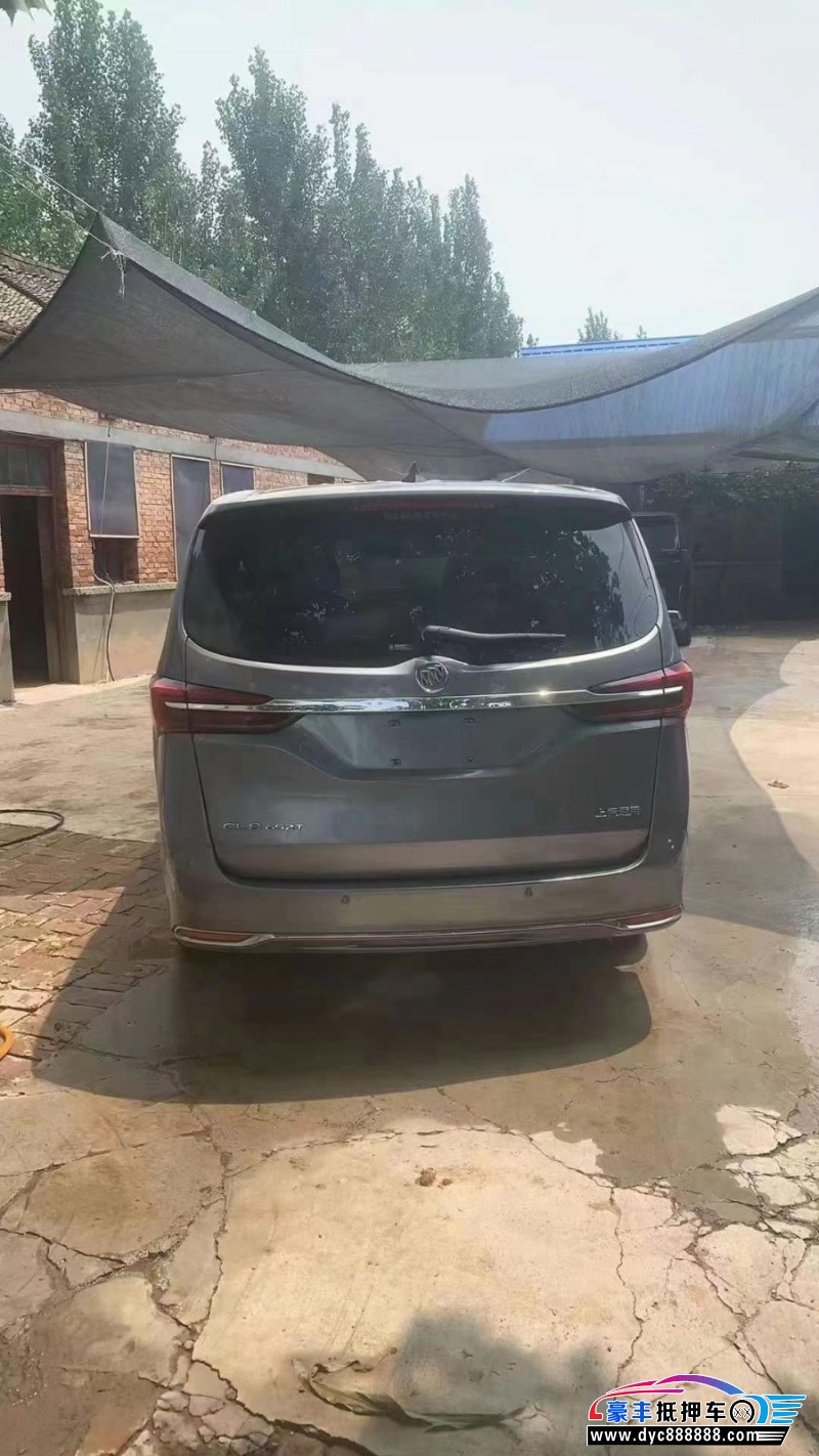 20年别克GL8轿车抵押车出售