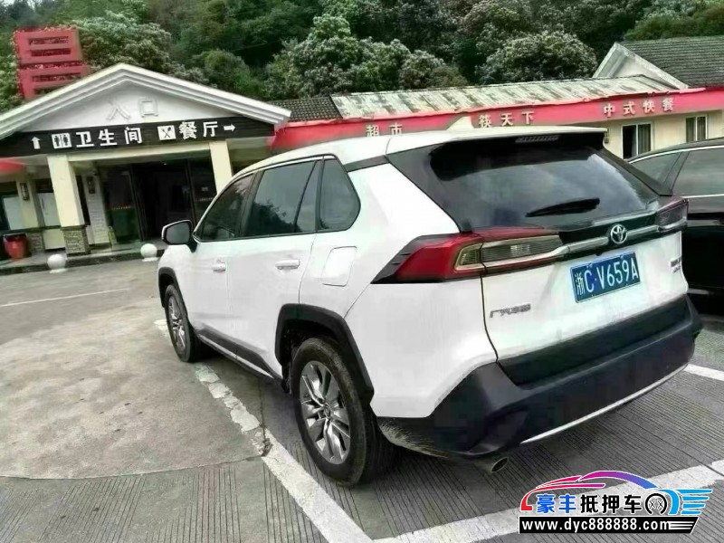 22年丰田威兰达轿车抵押车出售