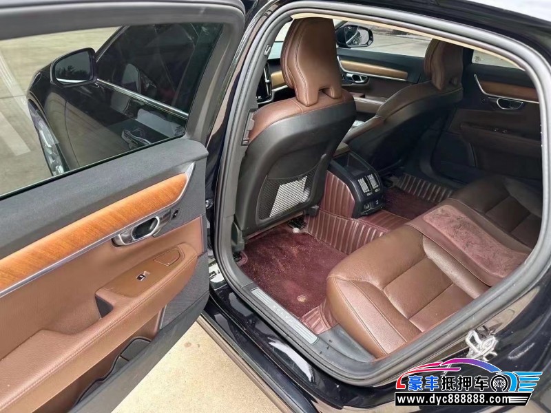 20年沃尔沃S90轿车抵押车出售