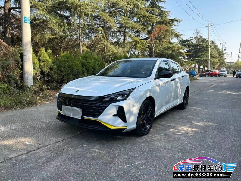 23年东风风神奕炫轿车抵押车出售