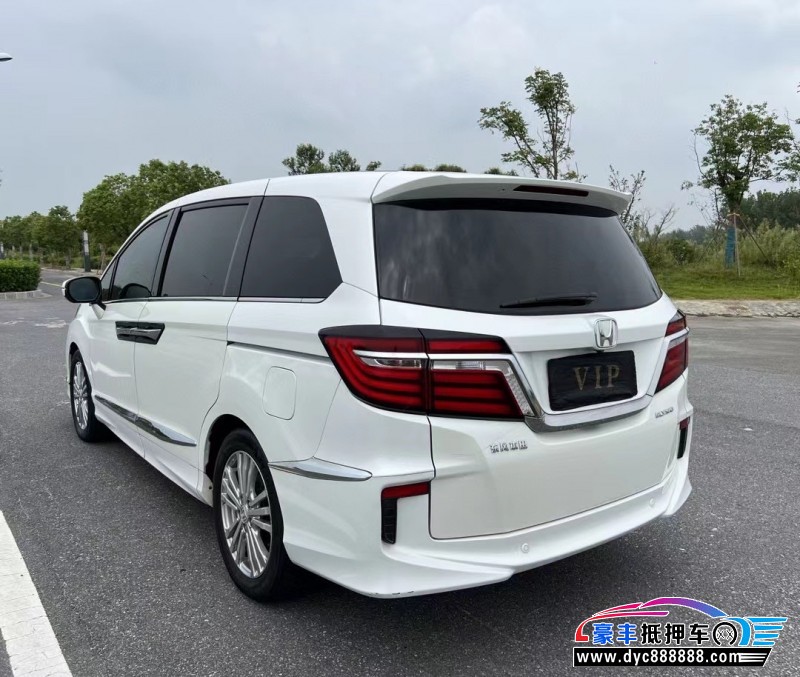 16年本田艾力绅轿车抵押车出售