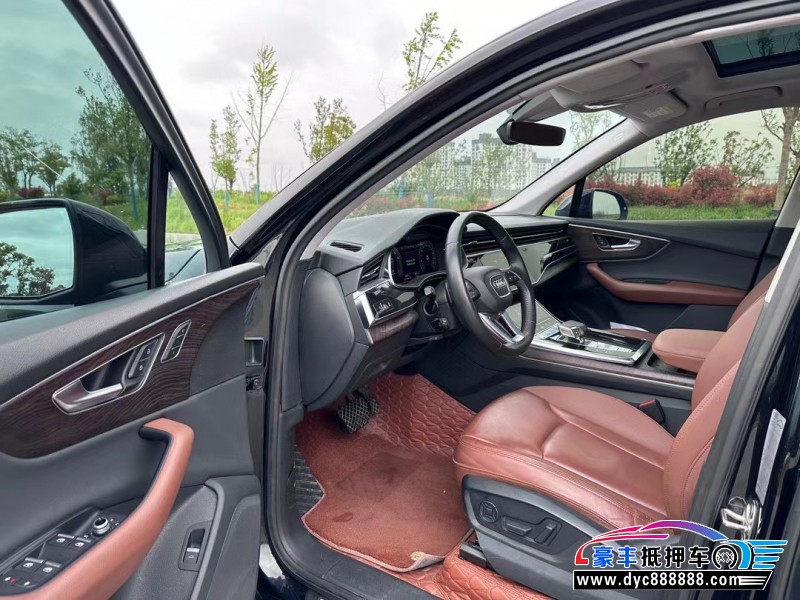 20年奥迪Q7轿车抵押车出售