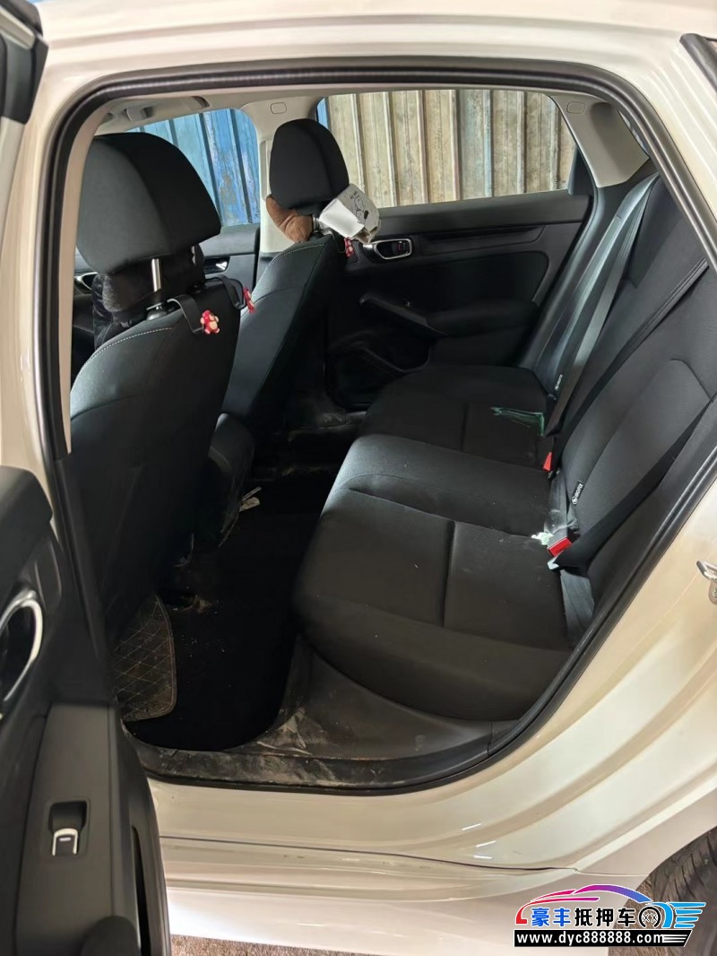 24年本田思域轿车抵押车出售