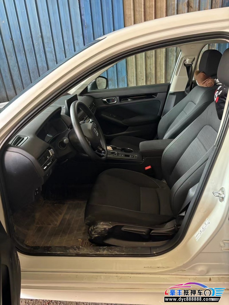 24年本田思域轿车抵押车出售