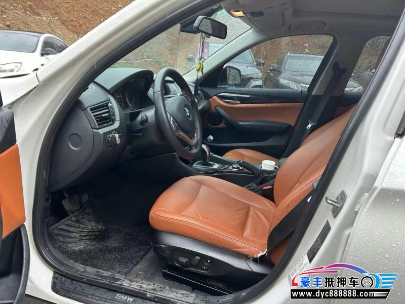 15年宝马X1轿车抵押车出售