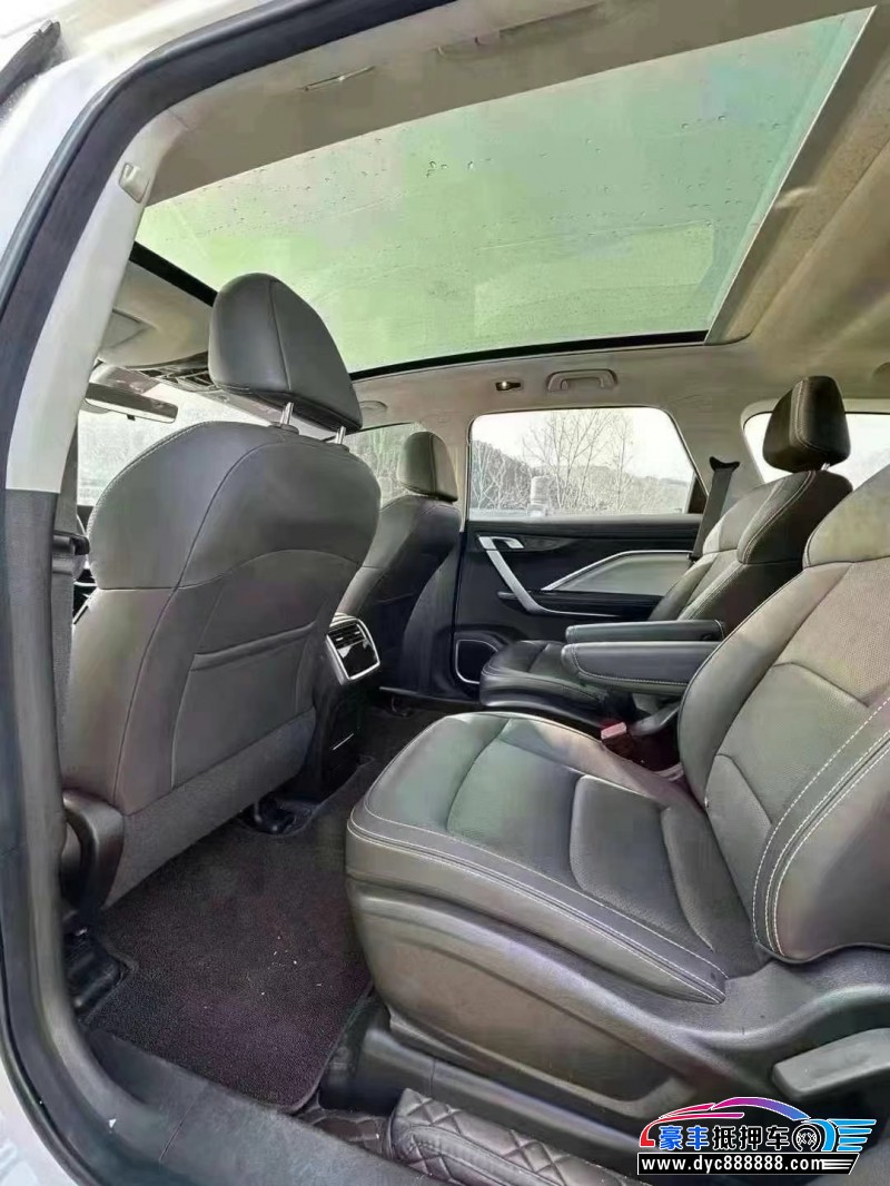 20年吉利嘉际轿车抵押车出售