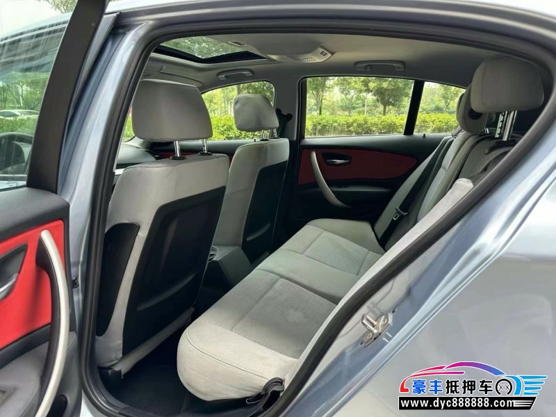 11年宝马1系轿车抵押车出售