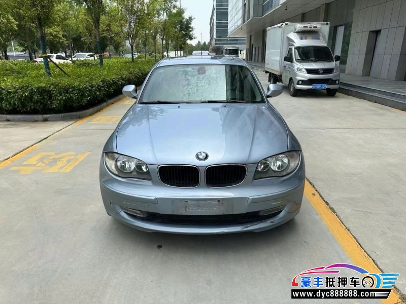 11年宝马1系轿车抵押车出售