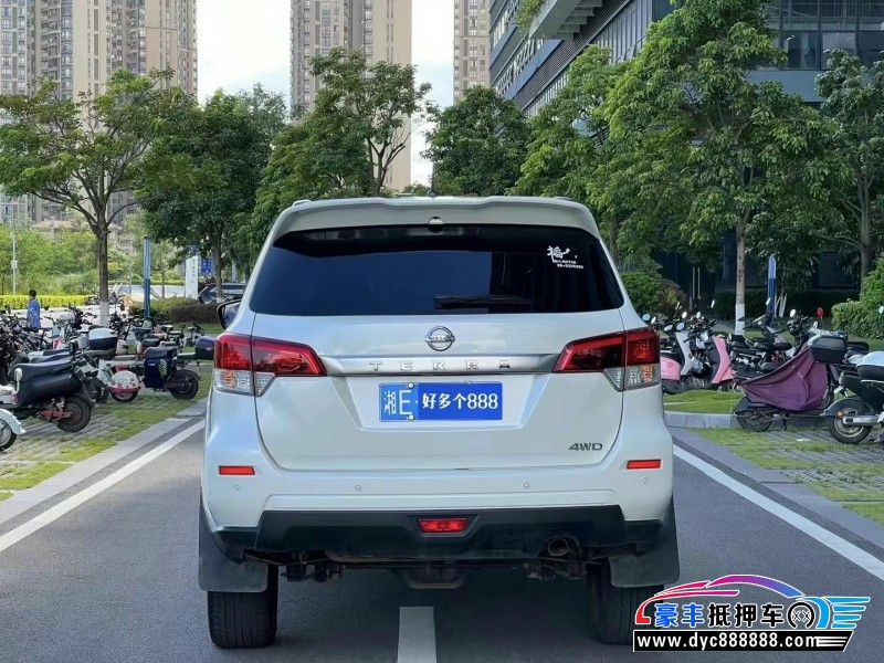 21年日产途达轿车抵押车出售