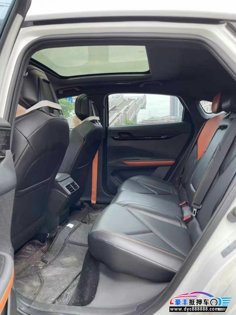 22年长安长安UNI轿车抵押车出售