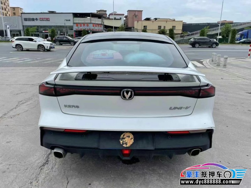 22年长安长安UNI轿车抵押车出售