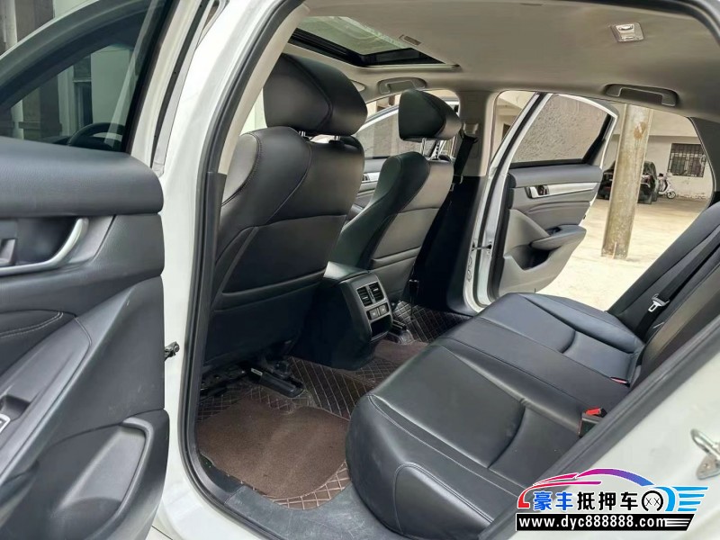 21年本田雅阁轿车抵押车出售