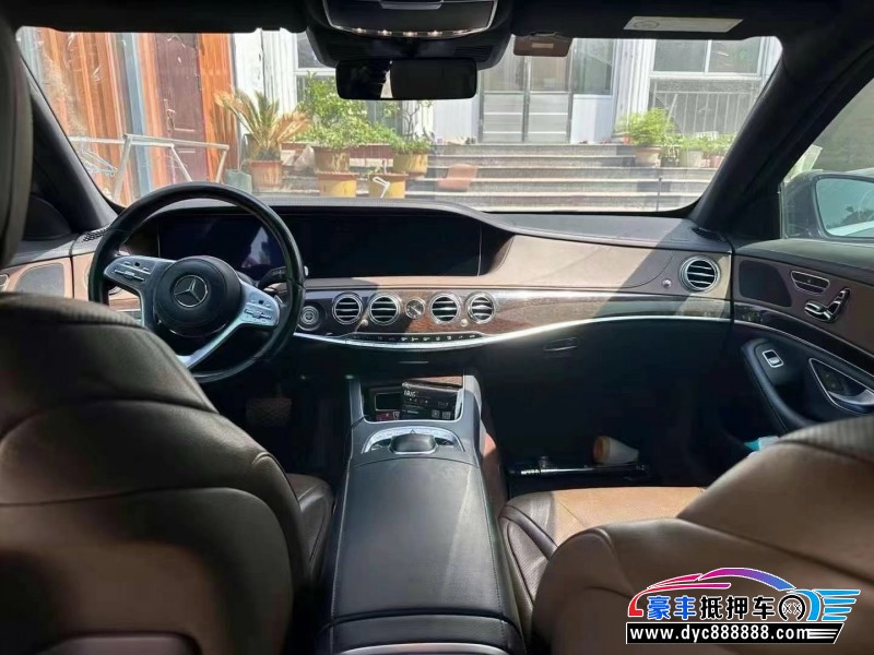 18年奔驰S轿车抵押车出售