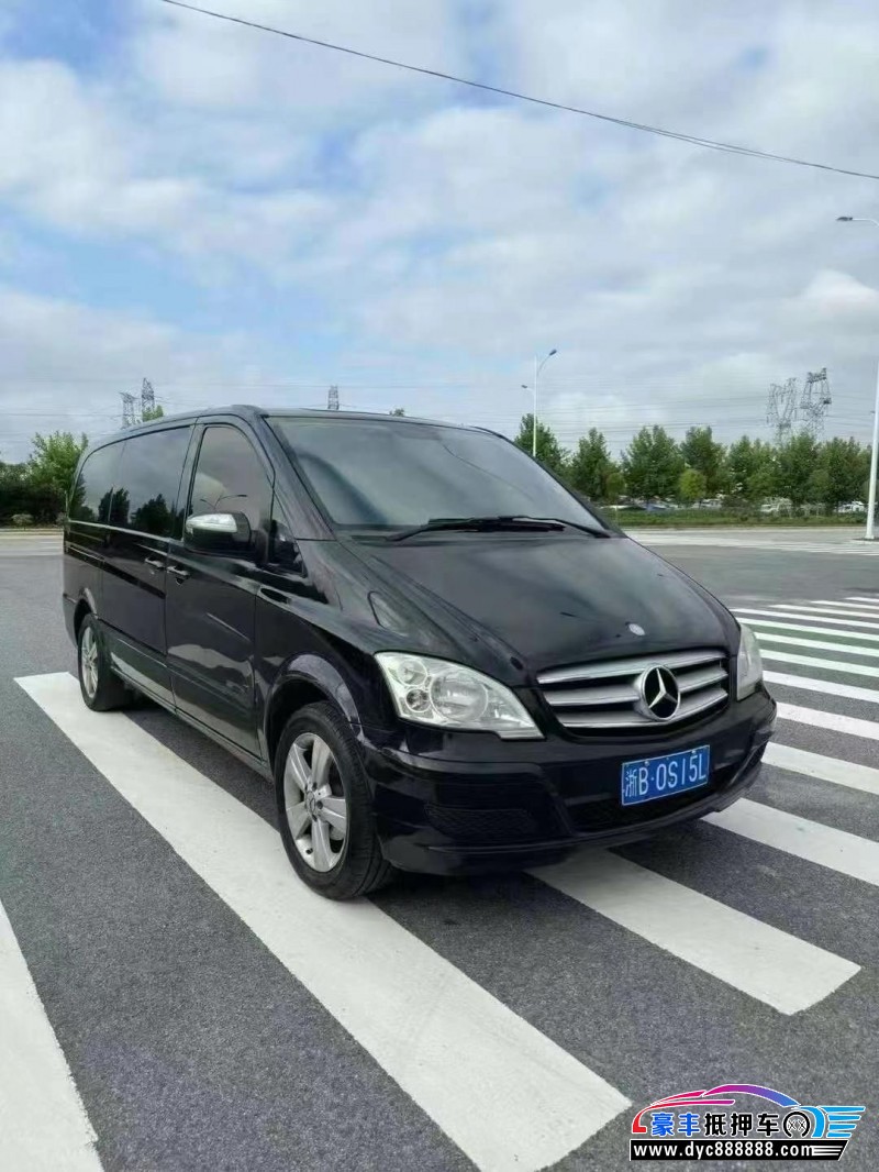 14年奔驰唯雅诺MPV抵押车出售