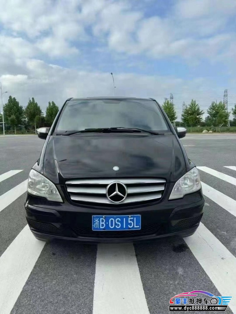 14年奔驰唯雅诺MPV抵押车出售