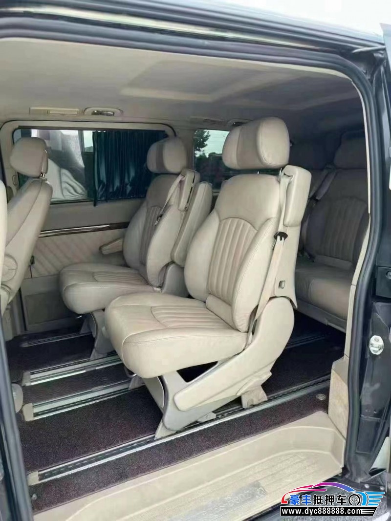 14年奔驰唯雅诺MPV抵押车出售