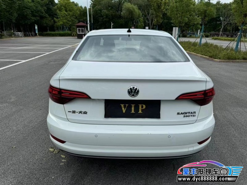 21年大众速腾轿车抵押车出售