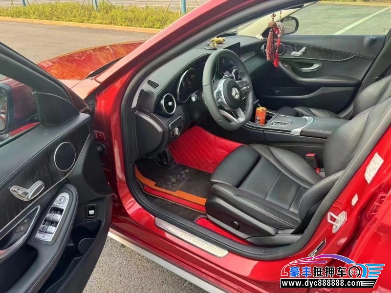 21年奔驰C轿车抵押车出售