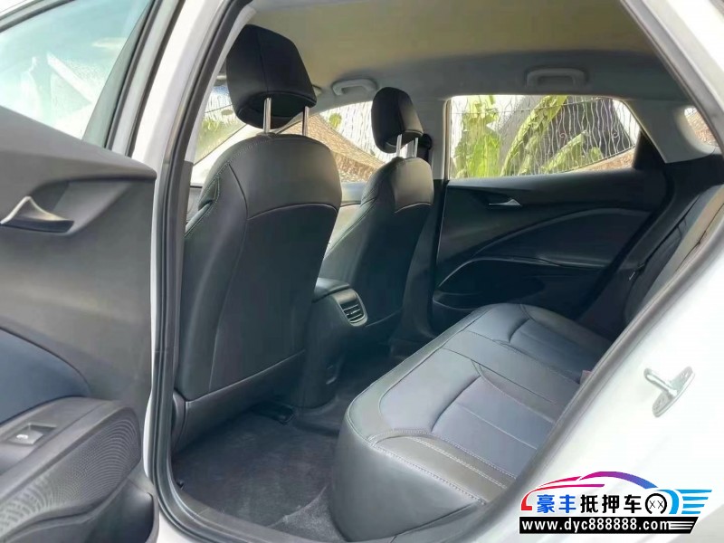 24年别克微蓝轿车抵押车出售