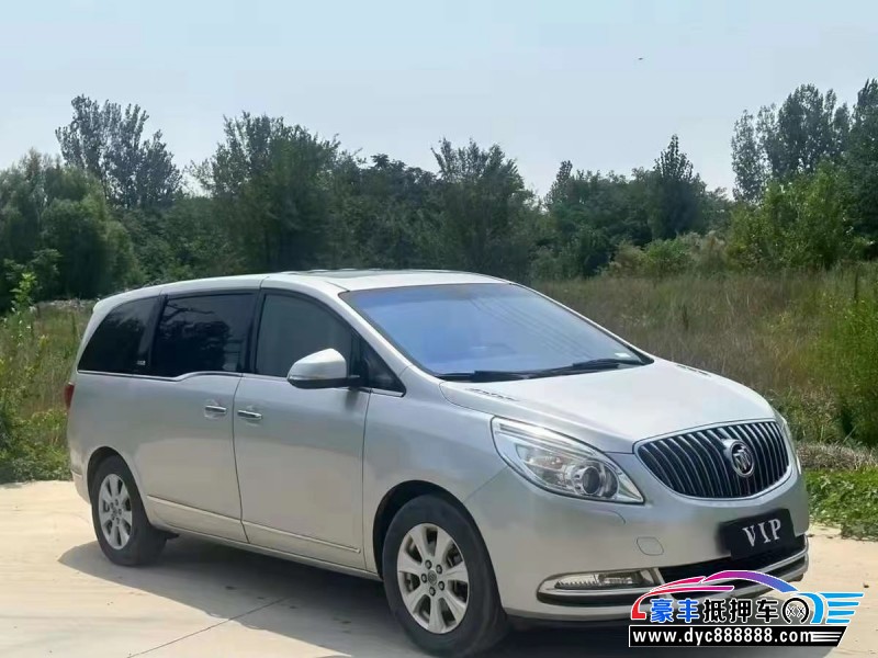 15年别克GL8轿车抵押车出售