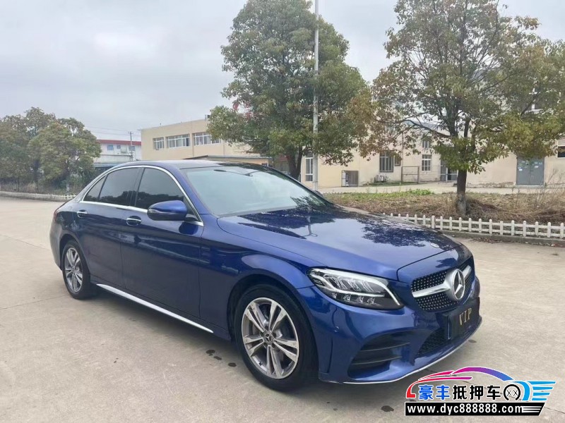 21年奔驰C轿车抵押车出售