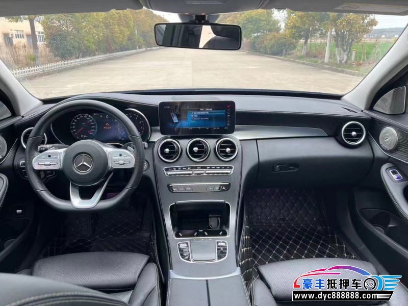 21年奔驰C轿车抵押车出售
