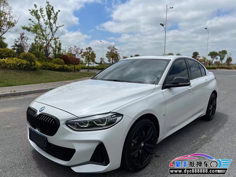 23年宝马1系轿车抵押车出售