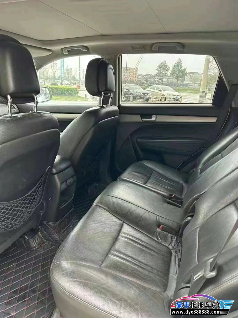 14年起亚索兰托轿车抵押车出售