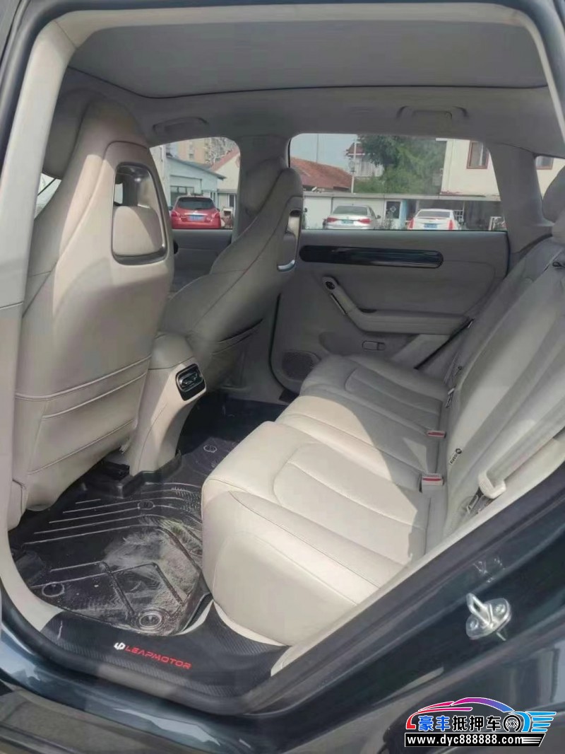 23年零跑C11轿车抵押车出售