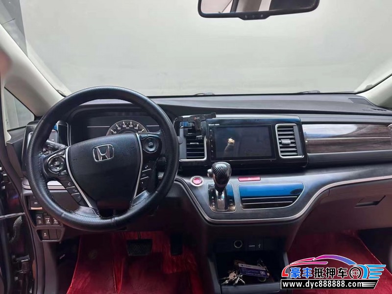 17年本田艾力绅轿车抵押车出售