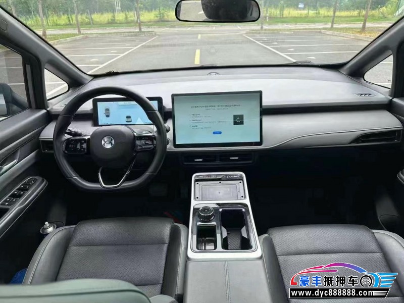 23年合创z03轿车抵押车出售