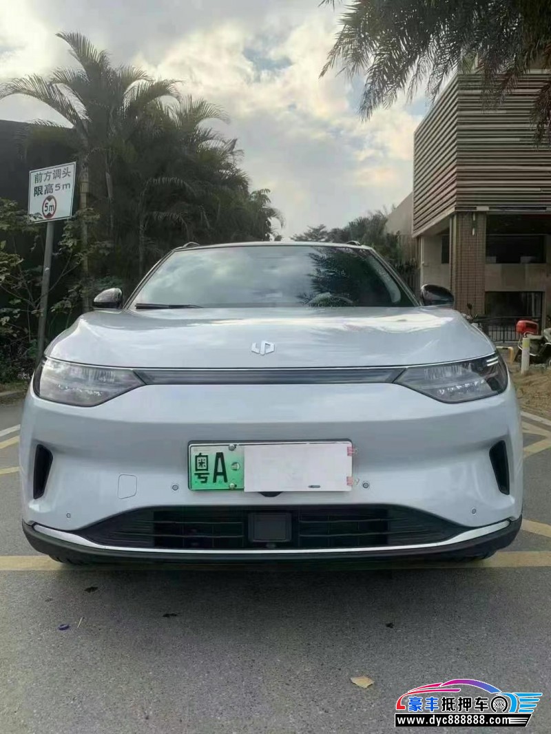 22年零跑C11轿车抵押车出售