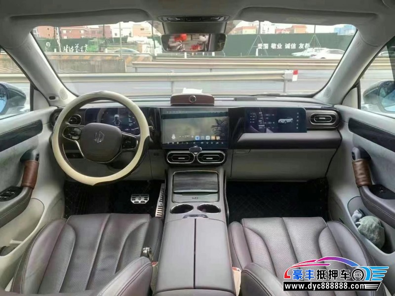 22年零跑C11轿车抵押车出售