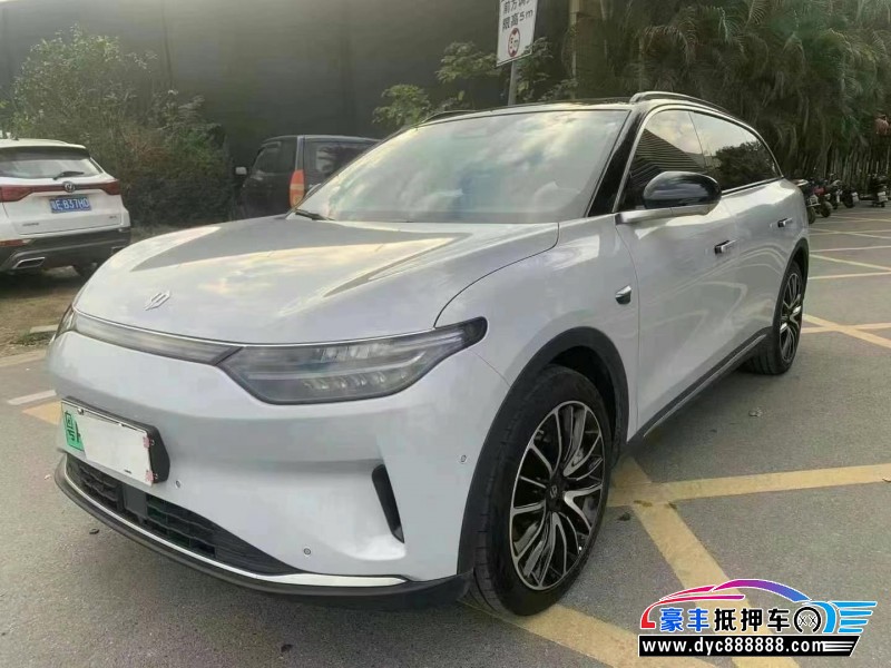 22年零跑C11轿车抵押车出售