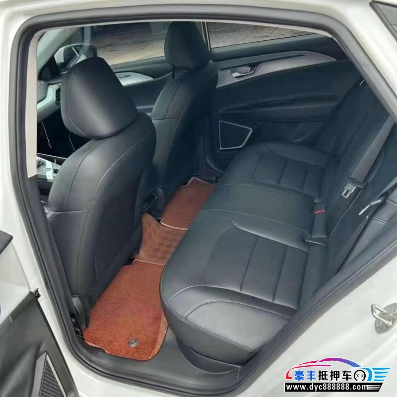 24年吉利几何轿车抵押车出售