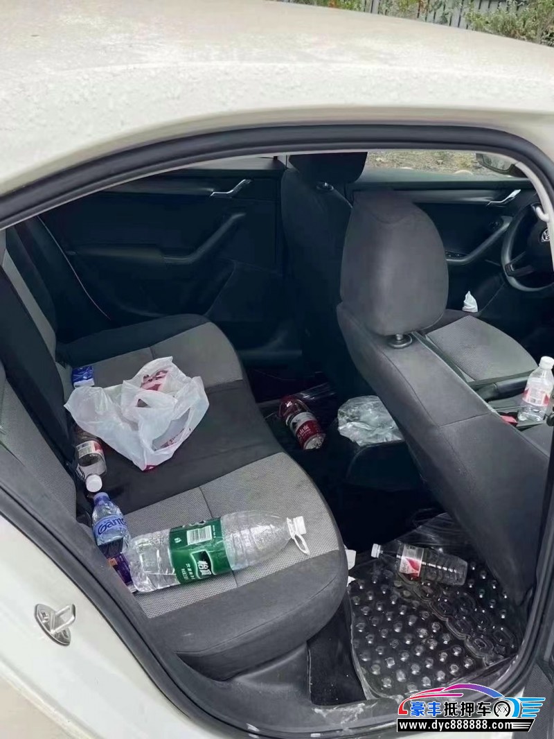 18年斯柯达明锐轿车抵押车出售