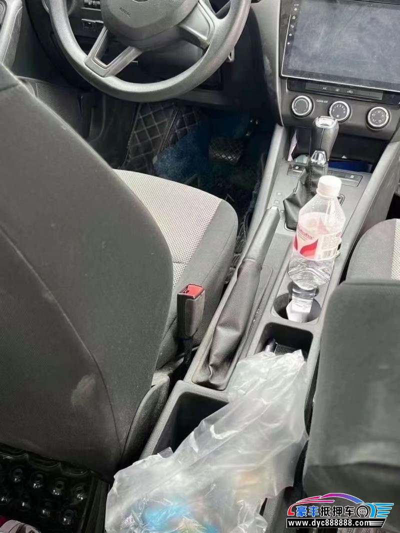 18年斯柯达明锐轿车抵押车出售