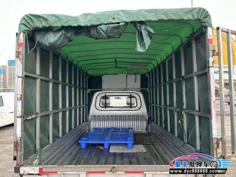 21年东风小康C31轿车抵押车出售