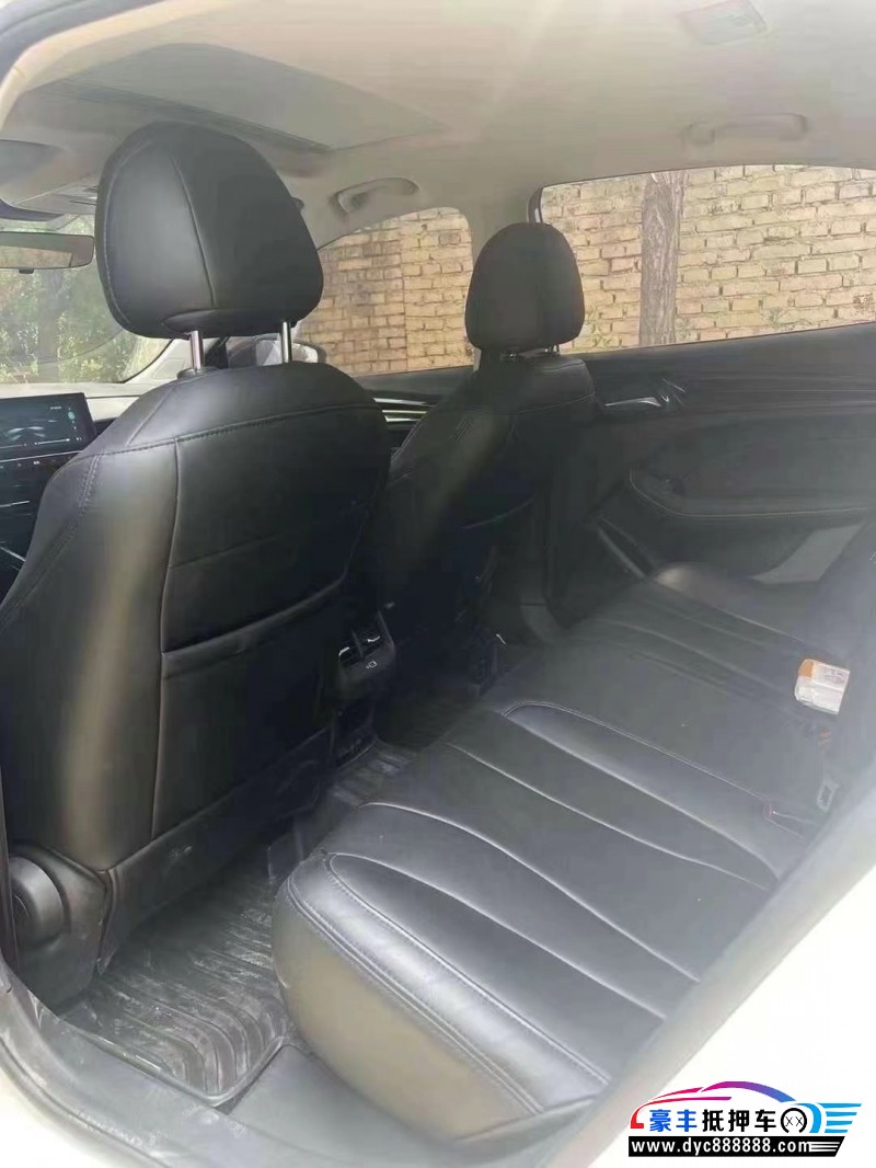 23年荣威i5轿车抵押车出售